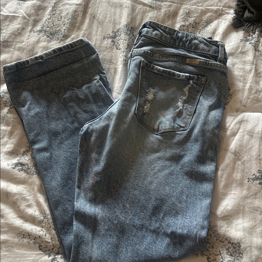 KanCan Light Wash Denim Jeans